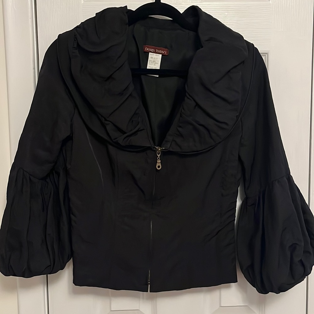 Boutique black 3/4 puff sleeve jacket